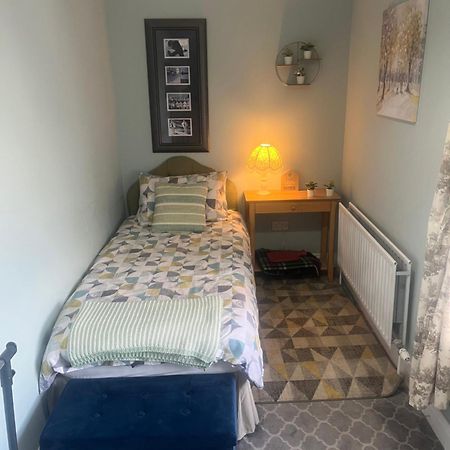 Entire Farmhouse In Tipperary 니나 외부 사진
