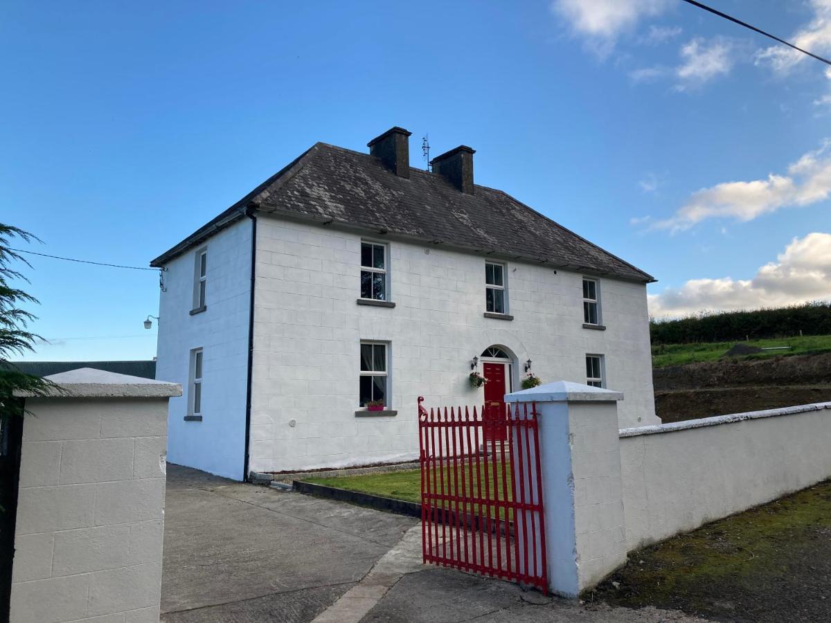 Entire Farmhouse In Tipperary 니나 외부 사진