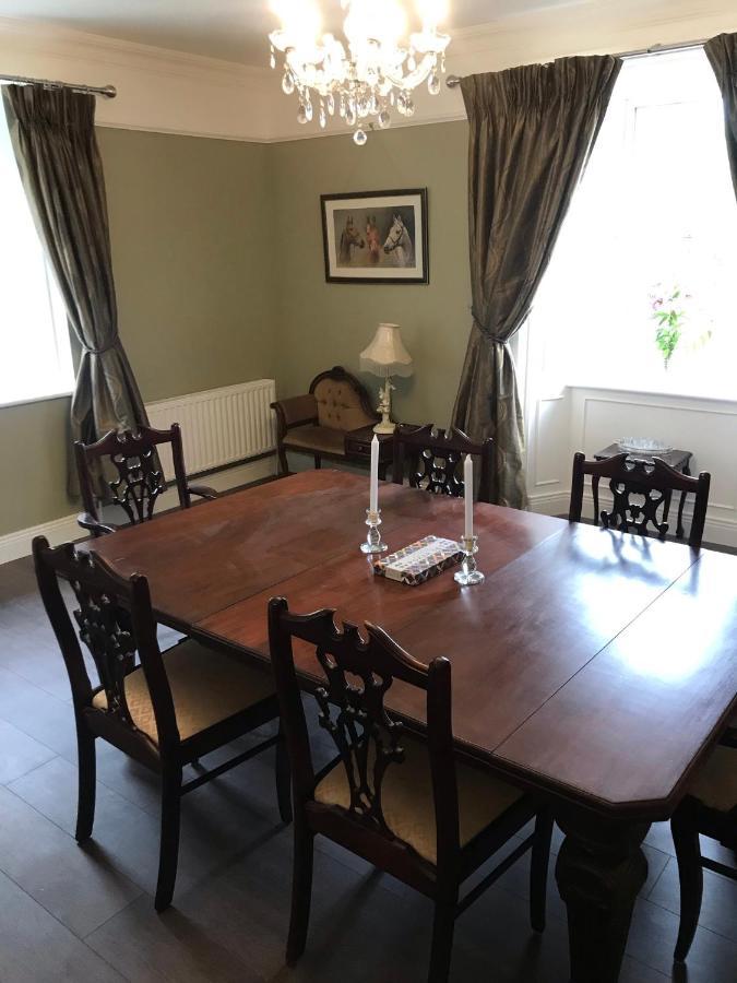 Entire Farmhouse In Tipperary 니나 외부 사진