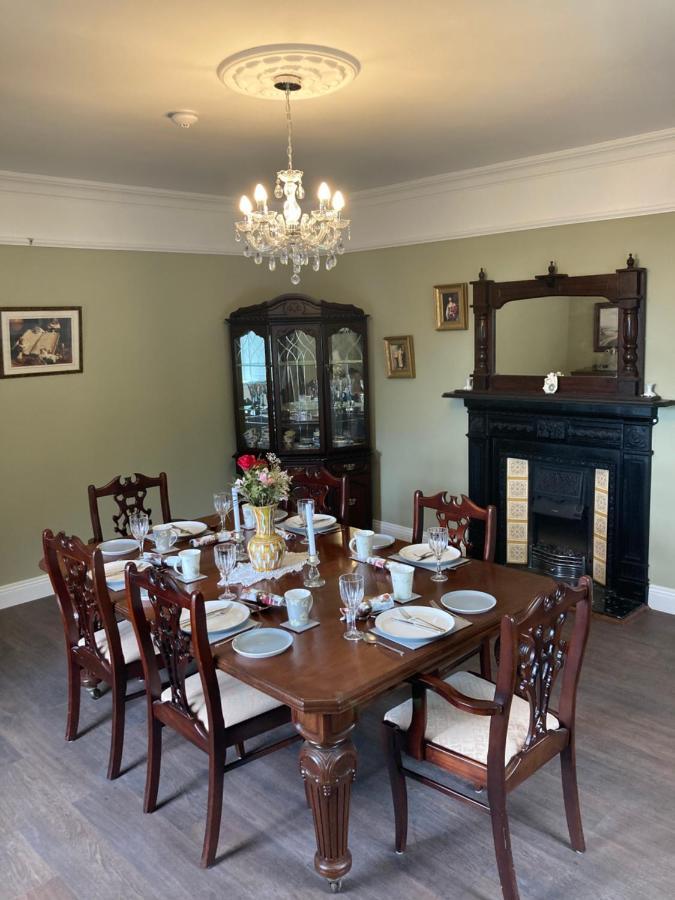 Entire Farmhouse In Tipperary 니나 외부 사진