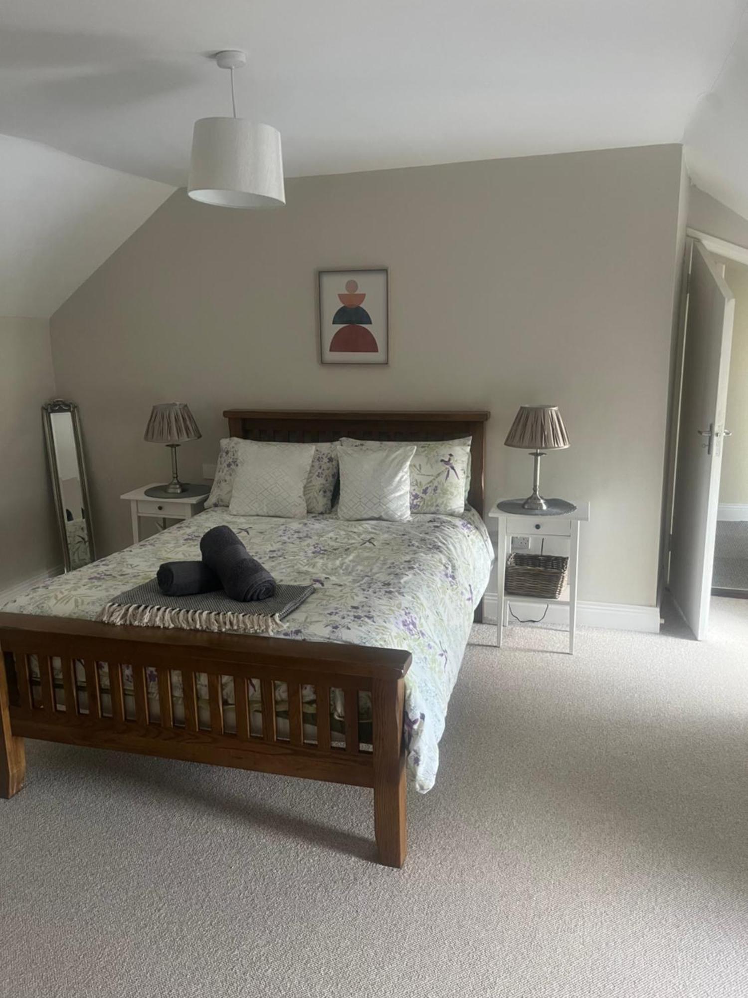Entire Farmhouse In Tipperary 니나 외부 사진